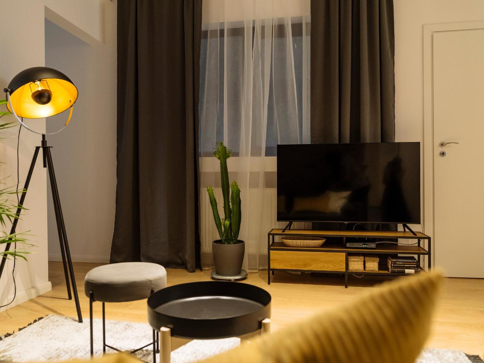 Bright 3Br Flat - Top Location - Green View Balcony بوخارست المظهر الخارجي الصورة