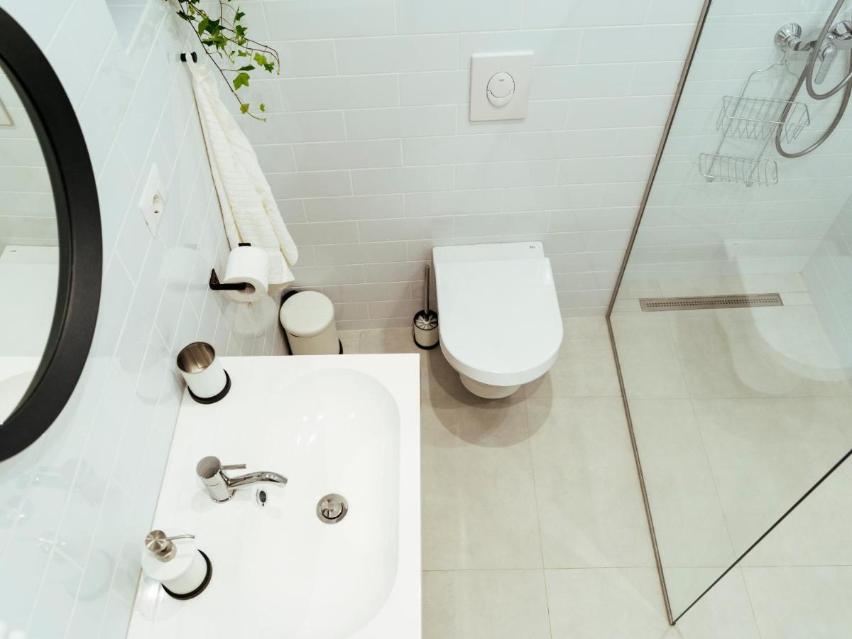Bright 3Br Flat - Top Location - Green View Balcony بوخارست المظهر الخارجي الصورة
